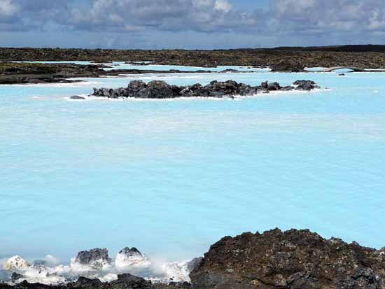 bain source chaude blue lagoon