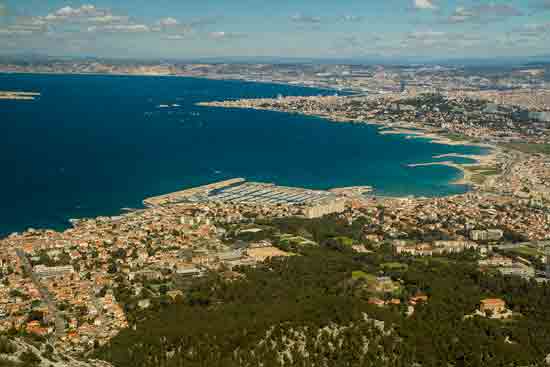 vue-sur-Marseille-de-Marseilleveyre