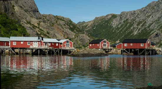 iles-lofoten-village-de-pêcheurs-norvège