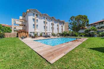 hotel-familial-biarritz-avec-piscine