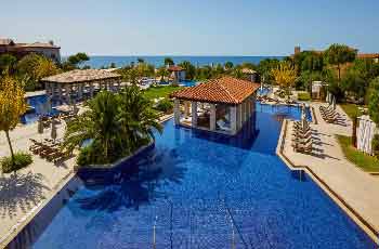 resort-familial-luxe-grece