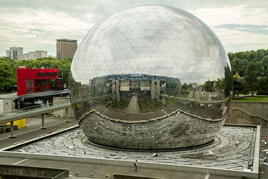 Top 20+ parisienne qui visite une cité de france