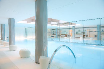 hotel-spa-luxe-paris-avec-piscine