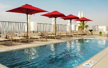 hotel-madrid-avec-piscine-en-famille
